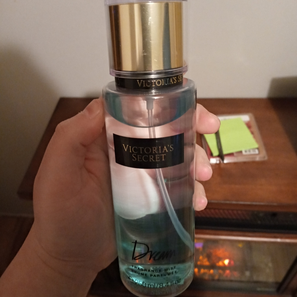 Victoria's secret DREAM spray